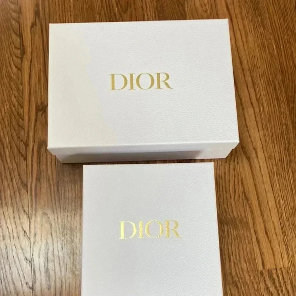 Dior I 12x9, 9x9 - Picture 2 of 15